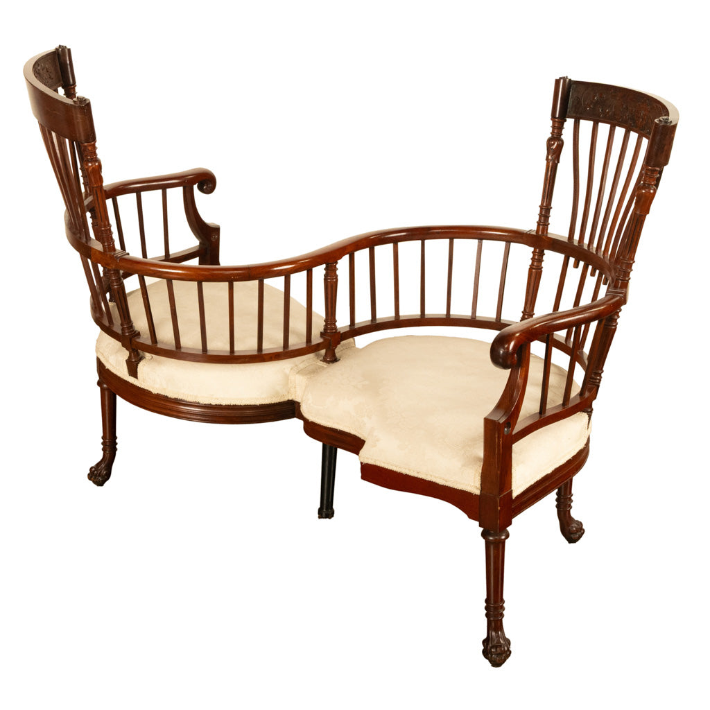 Antique American Carved Mahogany Conversation Sofa Chair Loveseat Tête-à-Tête, Circa  1880