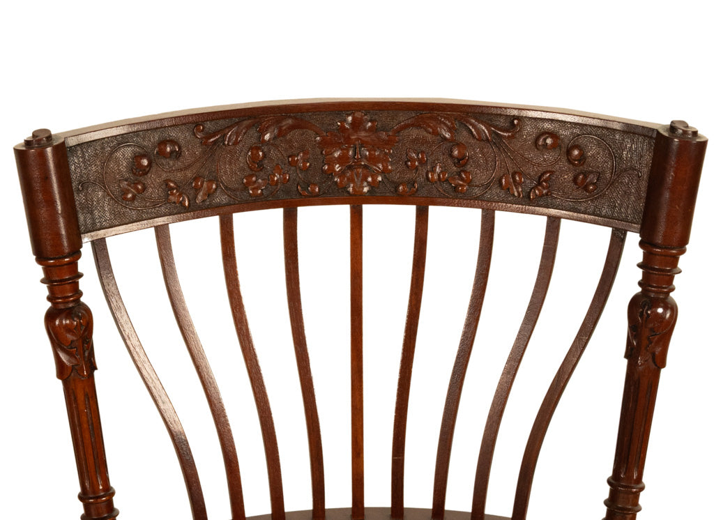 Antique American Carved Mahogany Conversation Sofa Chair Loveseat Tête-à-Tête, Circa  1880