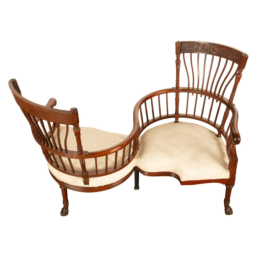 Antique American Carved Mahogany Conversation Sofa Chair Loveseat Tête-à-Tête, Circa  1880