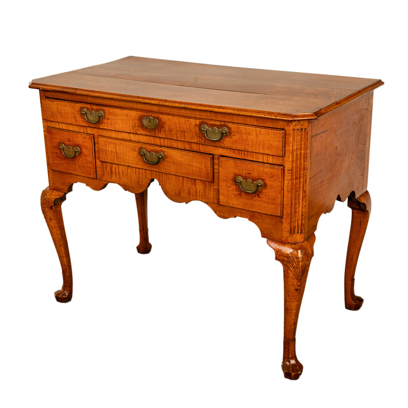 Antique Philadelphia Queen Anne Maple Dressing Table Garvan Collection Yale University 1760