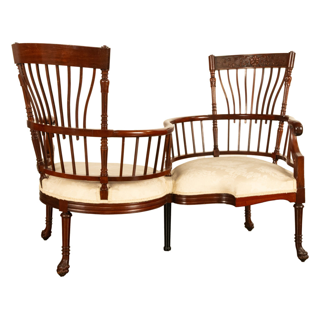 Antique American Carved Mahogany Conversation Sofa Chair Loveseat Tête-à-Tête, Circa  1880