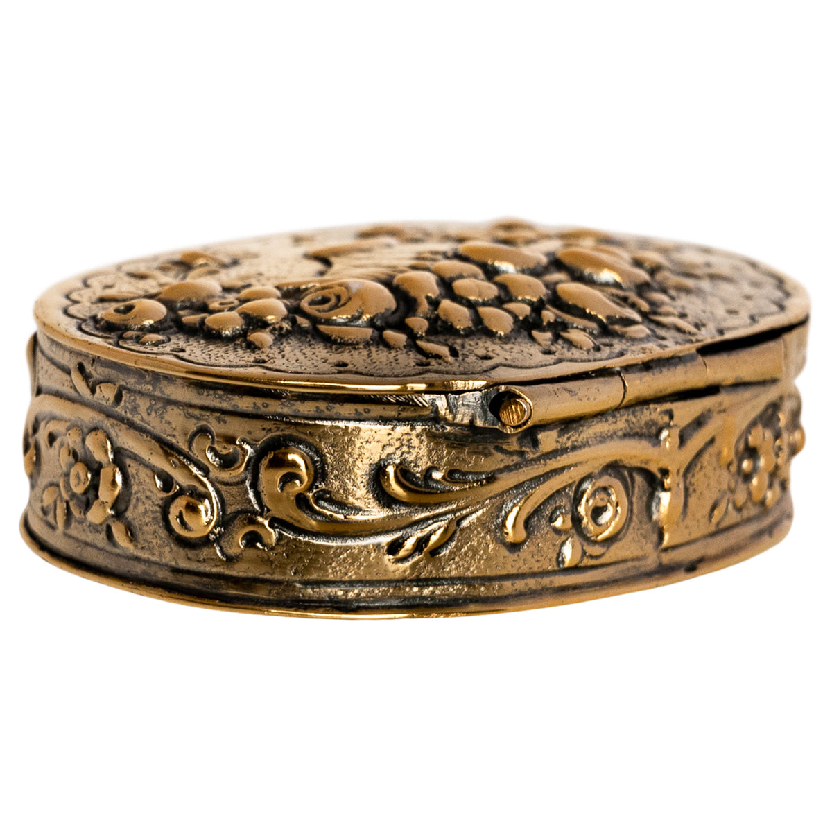 Antique German Sterling Gilt Silver Floral Engraved Repousse Snuff Pill Box 1880