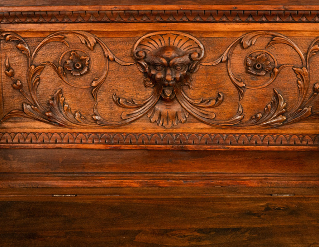 Antique 19th Century Italian Renaissance Revival Carved Walnut Bench Settle 1880