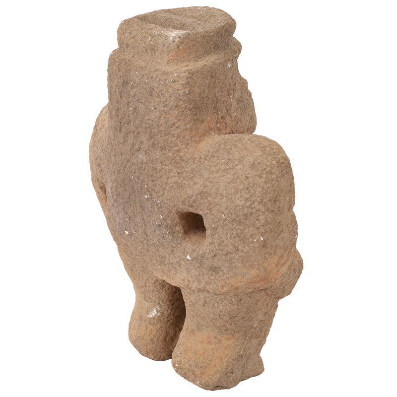 Pre Columbian Figure Volcanic Stone Trophy Head hunter Statue Costa Rica, 800 AD to 1100 AD