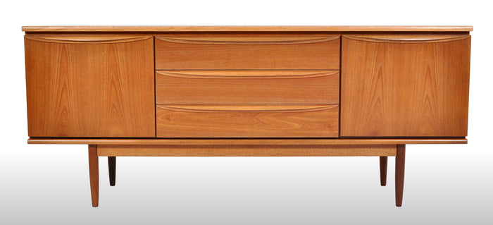 Mid-Century Modern Danish Credenza in Teak, 1960s