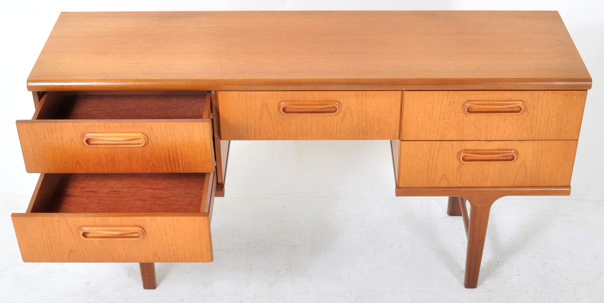Mid-Century Modern Danish Style Teak Desk, 1960s