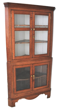 Antique English Oak Corner Cabinet, circa 1810