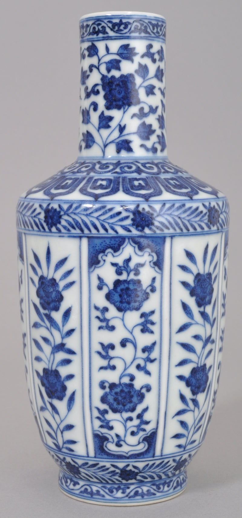 Antique 19th Century Chinese Blue and White Porcelain 'Sleeve' Vase, Circa 1850