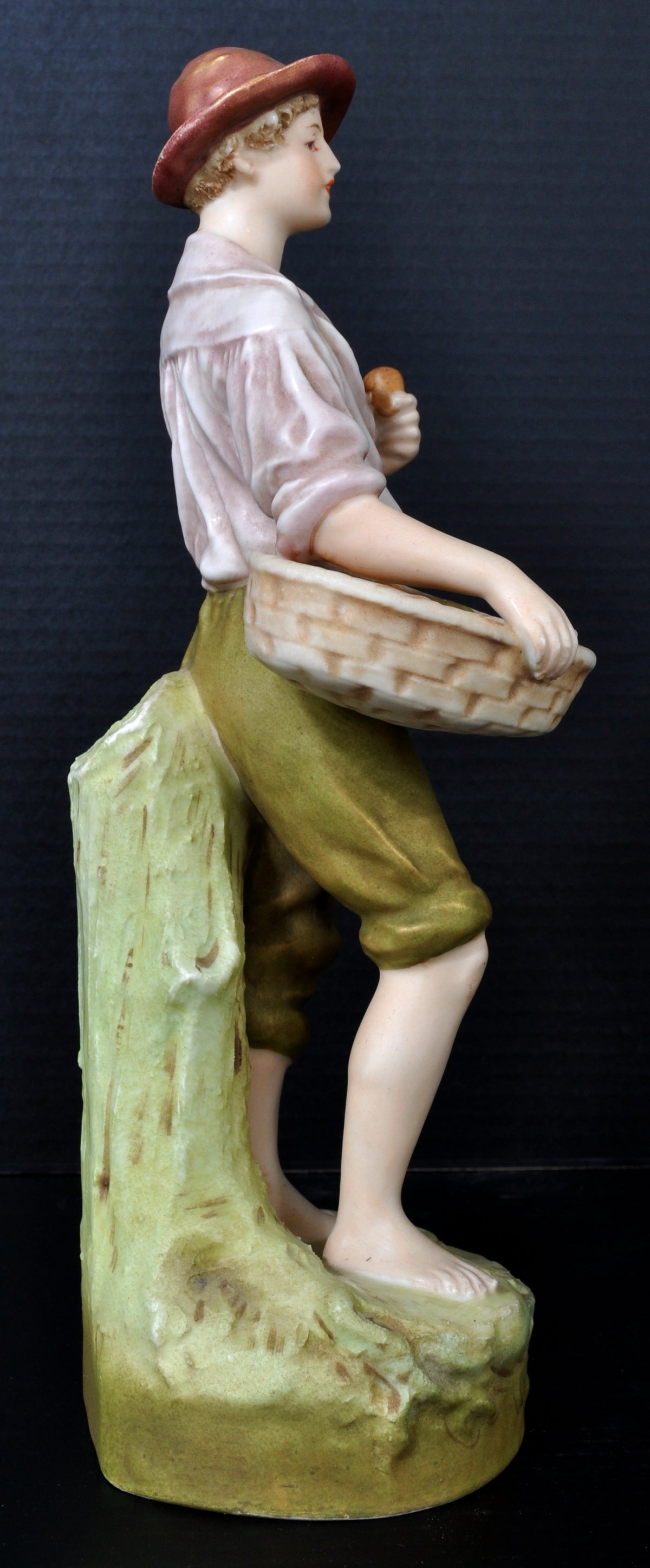 Pair of Art Nouveau Austrian Royal Dux Porcelain Figurines, Circa 1890