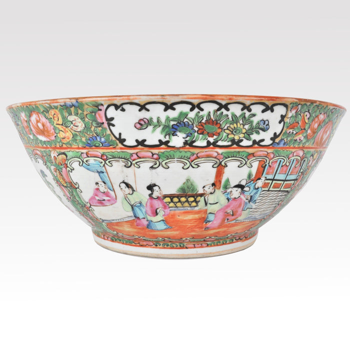 Antique Chinese Qing Dynasty Famille Rose/Rose Medallion Porcelain Bowl, Circa 1890