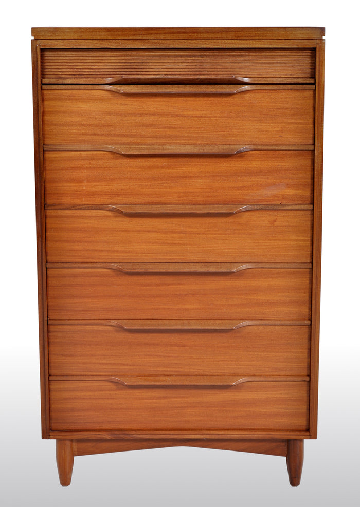 Mid-Century Modern Danish Chest of Drawers / Dresser in Teak, 1960s