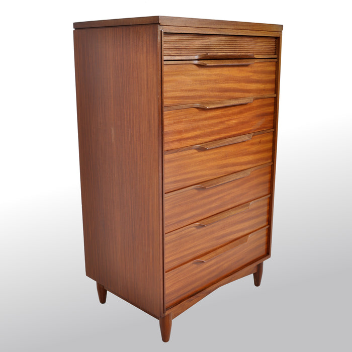 Mid-Century Modern Danish Chest of Drawers / Dresser in Teak, 1960s