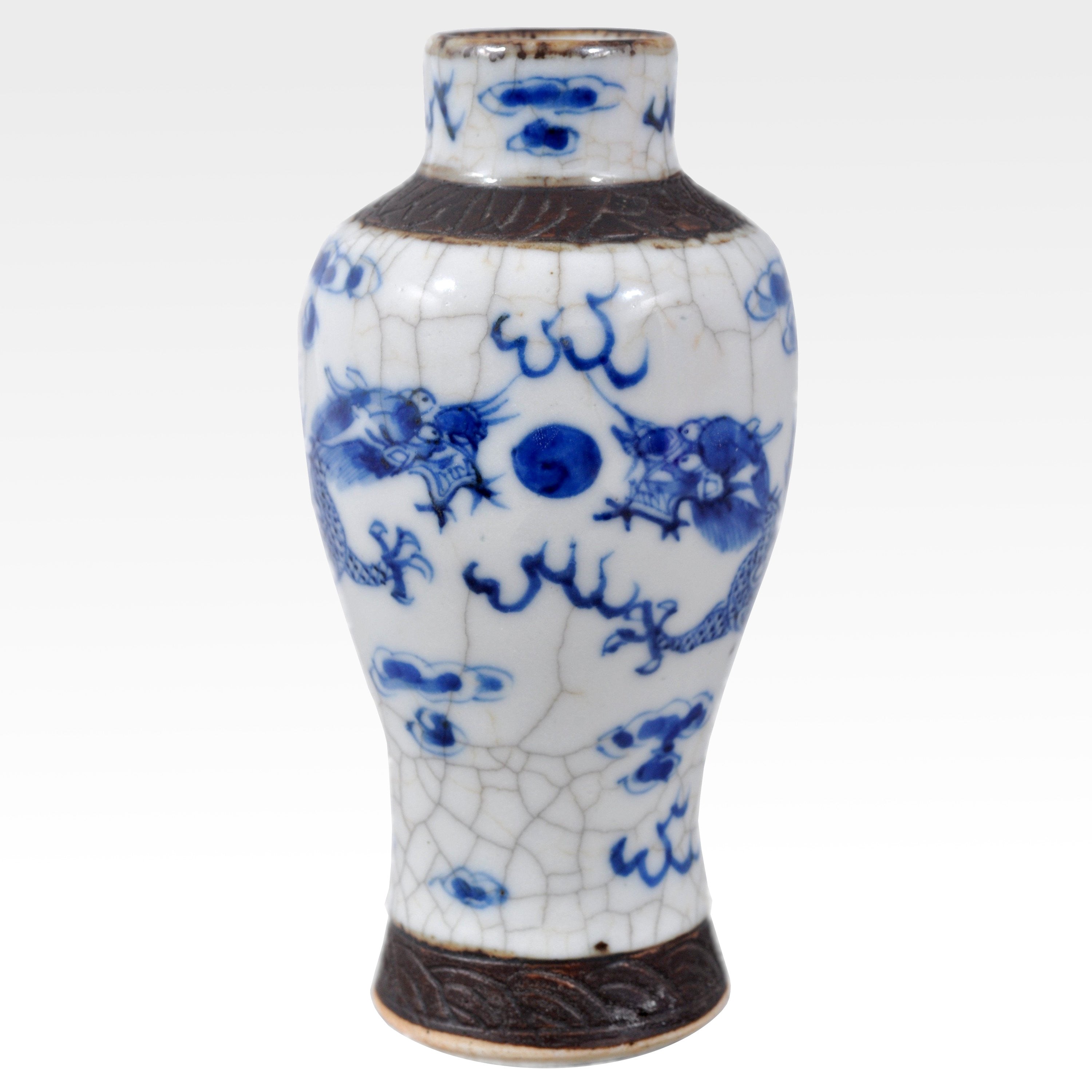 Antique 19th Century Chinese Qing Dynasty Blue and White Crackle