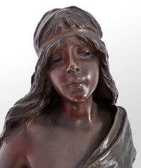 Antique French Art Nouveau Bronze Figure, "Prise de Corsaire", Emmanuel Villanis, circa 1890