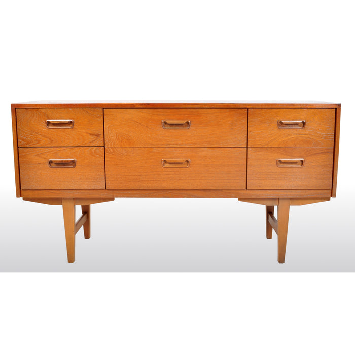 Mid-Century Modern Danish Teak Credenza / Dresser / Chest of Drawers, 1960s