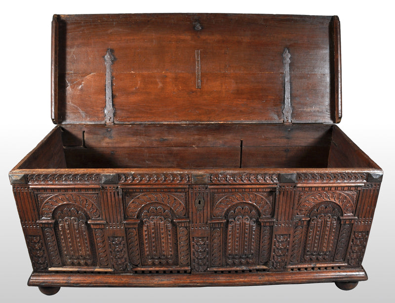 Antique Italian Baroque Carved Oak Paneled Cassone / Coffer / Chest, circa 1700