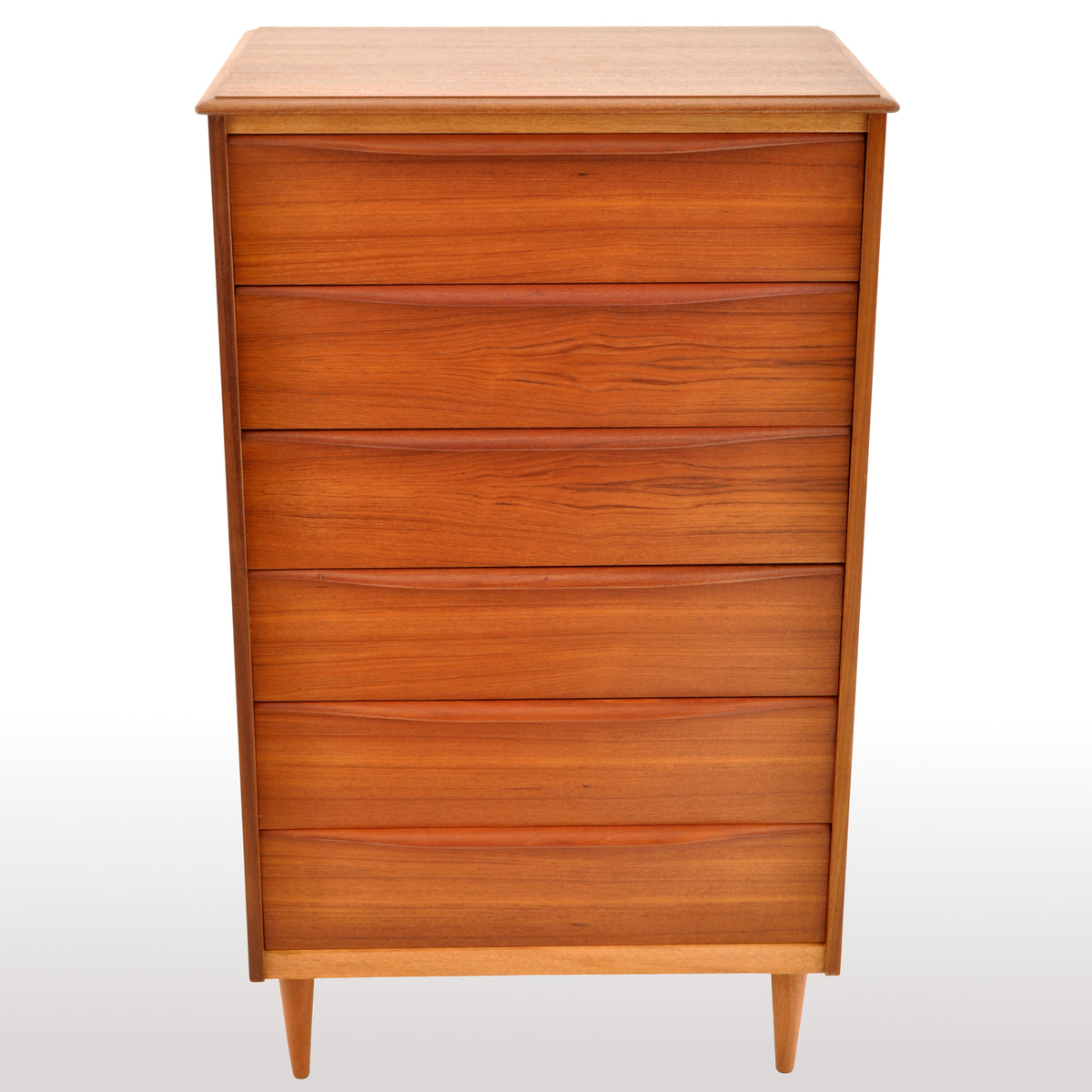 Mid-Century Modern Danish Chest of Drawers / Dresser in Teak, 1960s