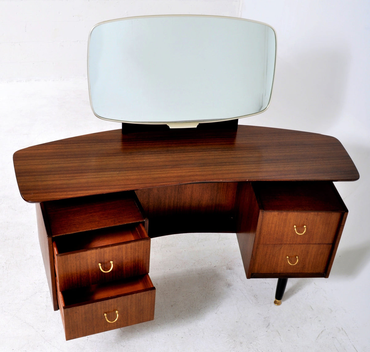 Mid-Century Modern Walnut Mirrored 'Boomerang' Dressing Table by G Plan, 1960s