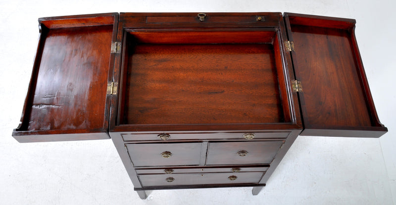 Antique English Mahogany Gentleman's "Beau Brummell" Wash Stand with Mirror, Circa 1795