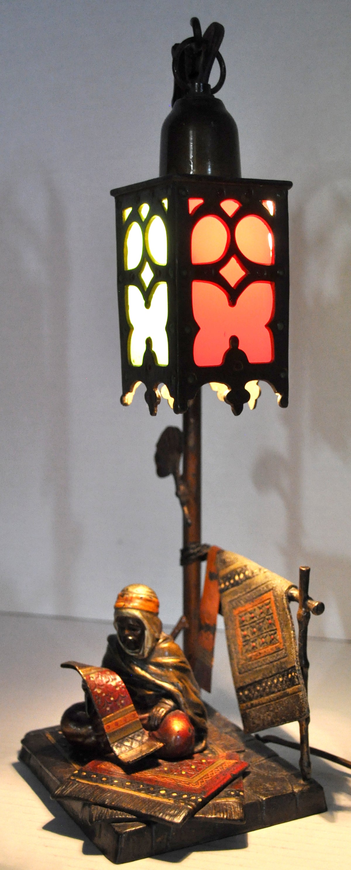 Antique Austrian Cold-Painted Bronze Orientalist Lamp in the Manner of Franz Bergmann, circa 1910