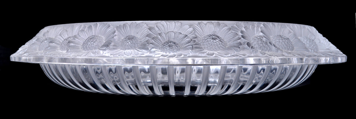 Antique French Art Deco Large Crystal Glass "Marguerites" Bowl by Lalique, 1930s