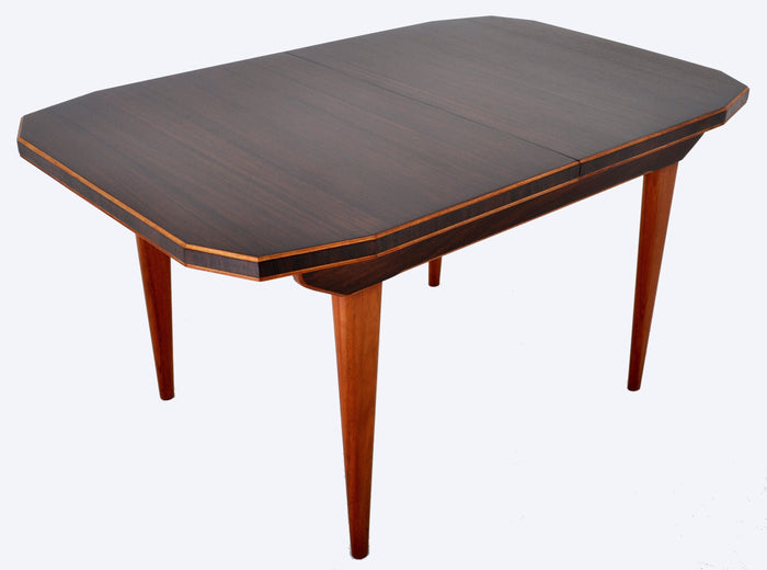 Mid-Century Modern Dining Table in Walnut with "Butterfly" Leaf, 1960s